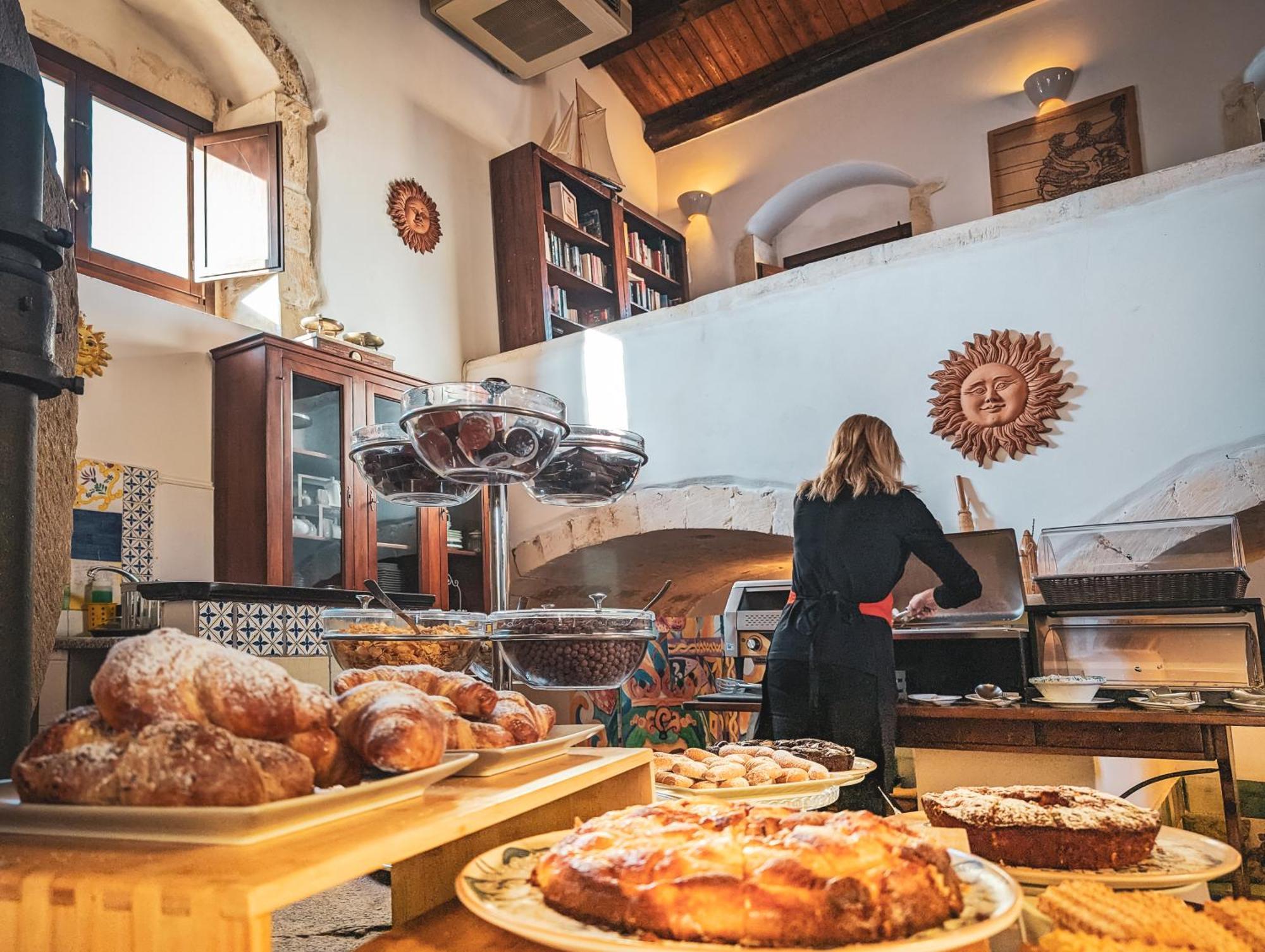 Hotel La Corte Del Sole Lido di Noto Kültér fotó