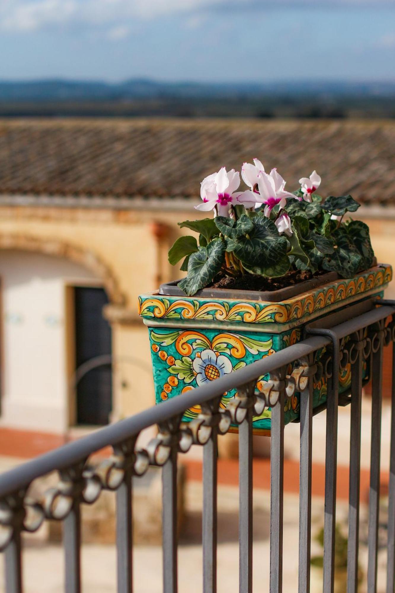 Hotel La Corte Del Sole Lido di Noto Kültér fotó