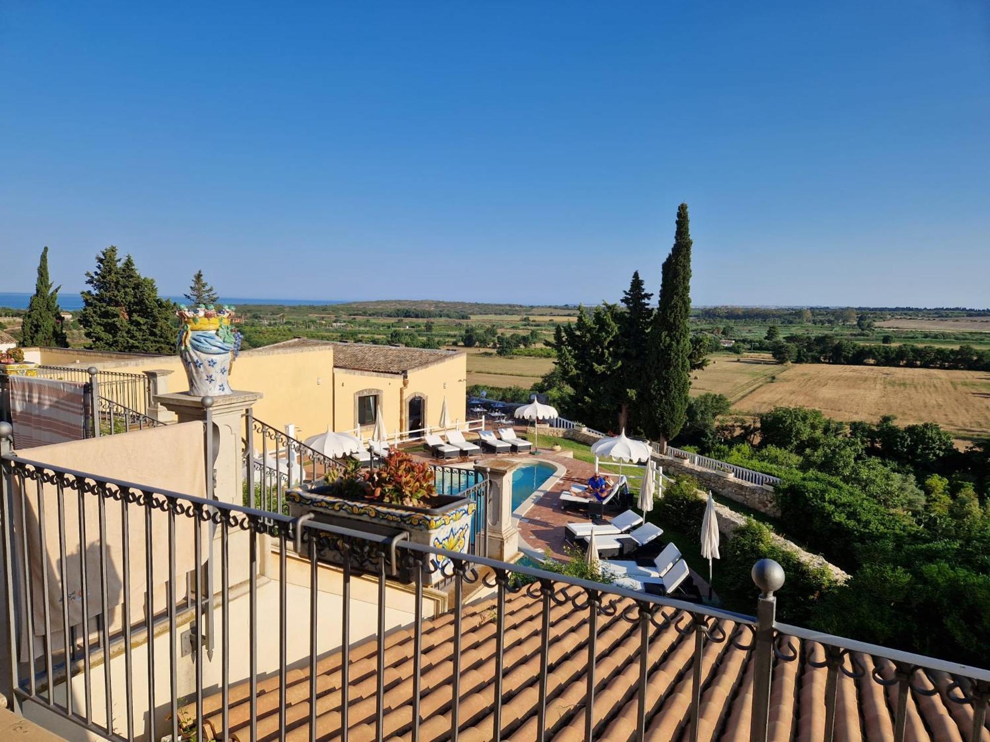 Hotel La Corte Del Sole Lido di Noto Kültér fotó